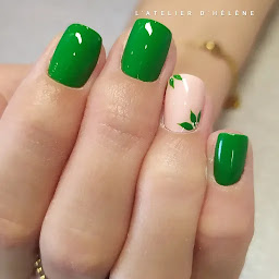Photo n°18 de L'atelier d'Hélène à Toulon (Salon de manucure)