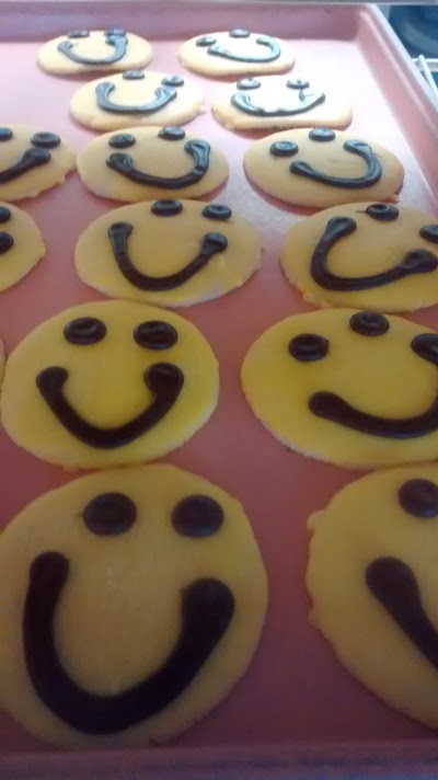 Photos of Bonnie Lynn Bakery