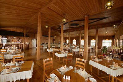 Photos of Shwe Inn Tha Floating Resort