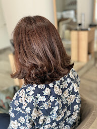 Photo n°13 de L'atelier des Mèches à Bergerac (Salon de coiffure)