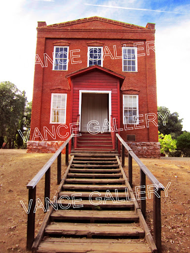 Vance Gallery - Visual