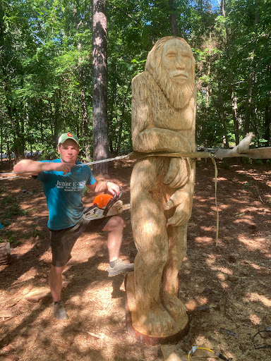 Sasquatch’s Forest Chainsaw Carving - Thumbnail