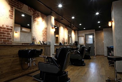 8 BARBER SHOP