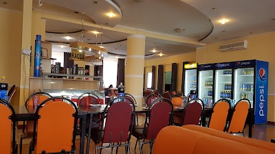 Photos of PizzaMania & Alibaba