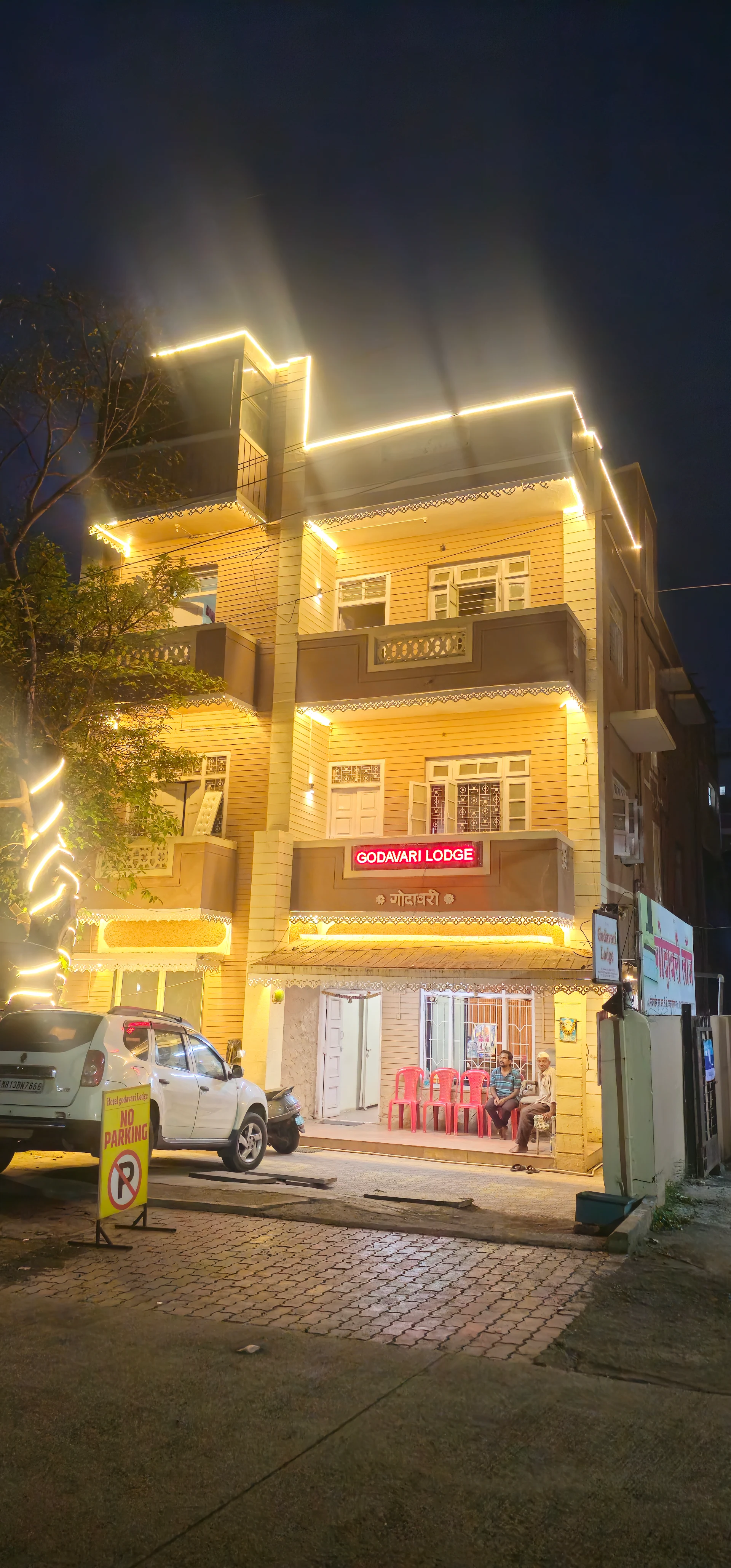 Hotel Godavari Residency
