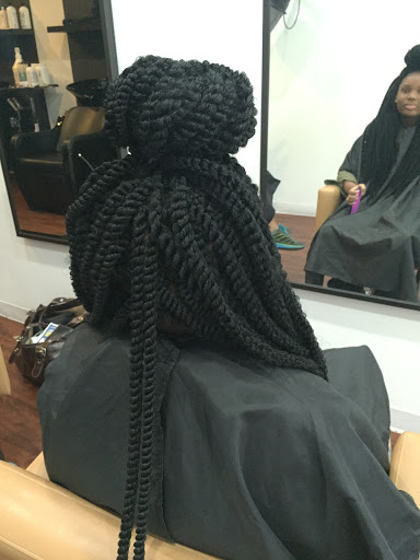 Salon Gill - Thumbnail