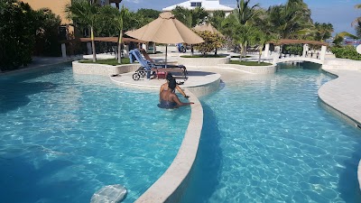 Photos of Belizean Cove Estates