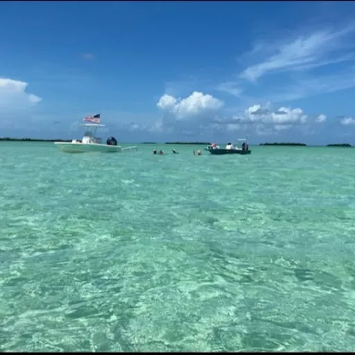 OverSeas Adventures - Visual