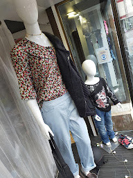 Photo n°10 de FRIPERIE LUPEENNE à Saint-Loup-sur-Semouse (Magasin de vêtements pour femmes)