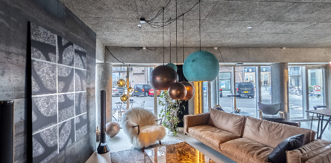 Åbningstider for UR | Art & Interior