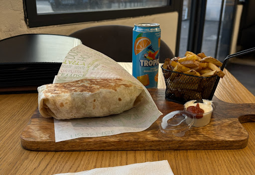 Photo 5 - Mega Burger