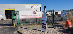 Photo n°1 de Cave L'accord diVIN Cauquillous - Pros et Part. Location tireuses & fûts - vins - coffrets cadeaux à Lavaur (Grossiste en vins)