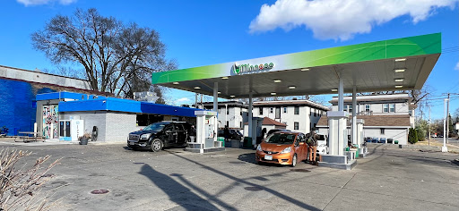 36 Lyn Refuel Station