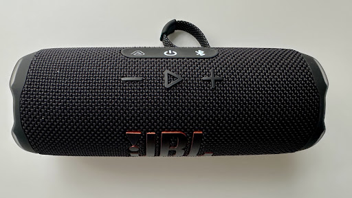 JBL FLIP 7 AVAILABLE BEST PRICE FOR MORE DETAILS CONTACT ME 9722247472 post image