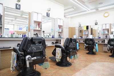 理容プラージュ 伊那店