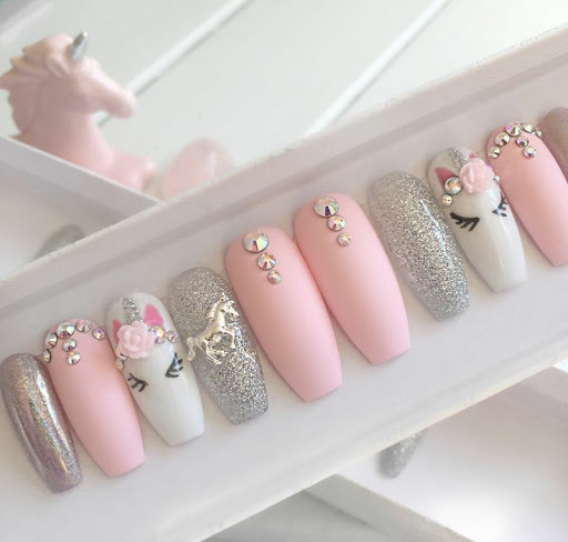 Efekto Fashion Nails & Hair - Thumbnail