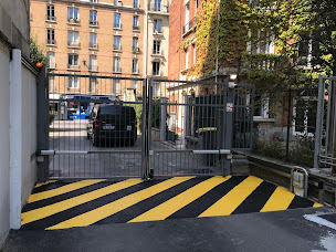 Photo n°3 de Alium Concept à Eaubonne (Miroiterie)