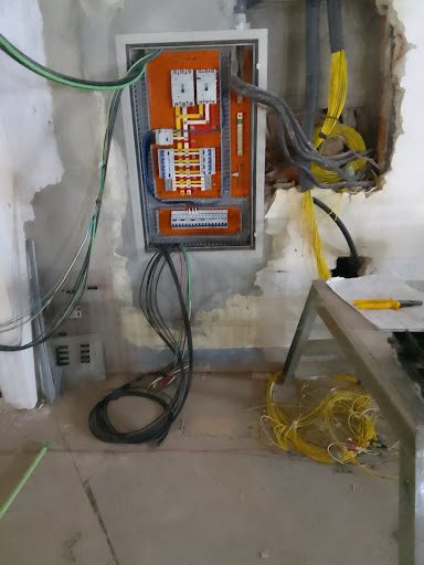 Eletricista Lucas Silva