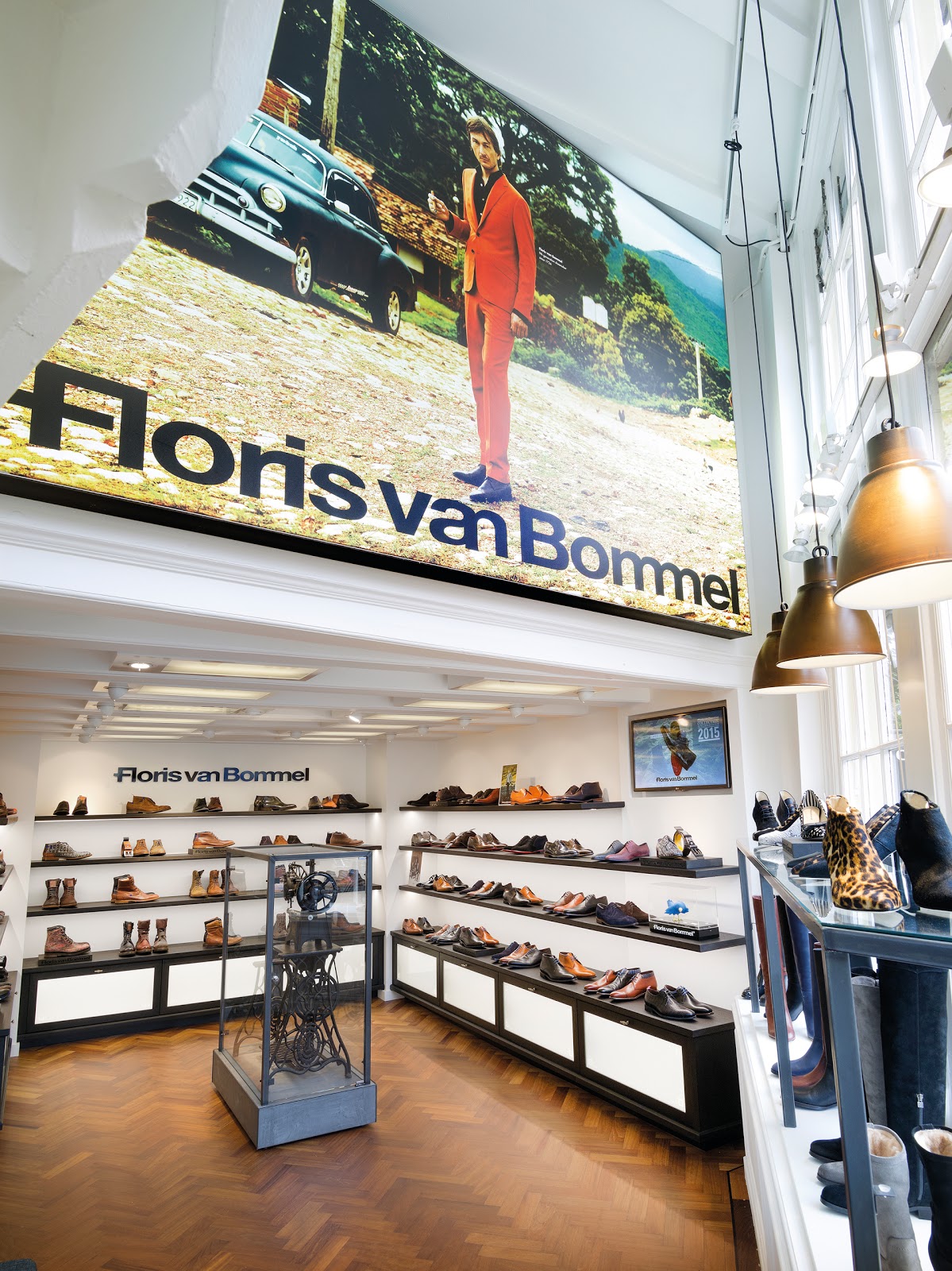 sap straf Bewonderenswaardig Floris van Bommel Brand Store Amsterdam - indebuurt Amsterdam