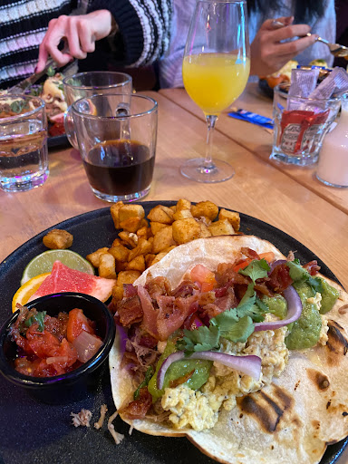 elli Restaurant - Thumbnail