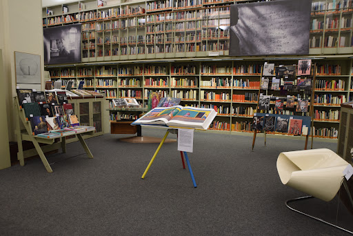 Biblioteca Poletti - Visual