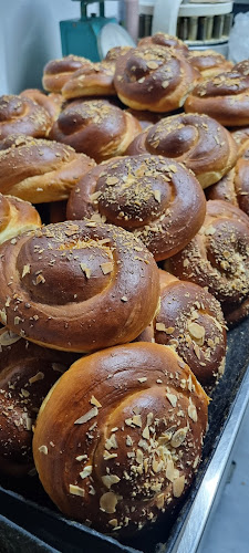 Comentarii opinii despre Doukas Bakery