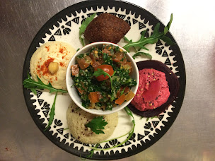 Photo n°36 de By Sam - Traiteur Libanais à Compiègne (60) à Compiègne (Restaurant méditerranéen)