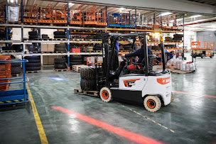 Photo n°6 de Société HOUEL à Bourguébus (Fournisseur d'équipement de manutention)