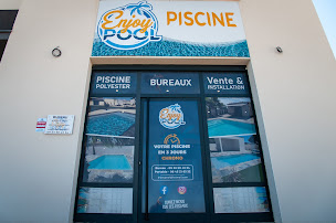 Photo n°9 de Enjoy Pool | piscines coque polyester à Colombiers (Magasin de matériel pour piscines)