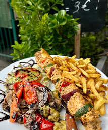 Photo n°7 de À Côté du... 82 à Montrouge (Restaurant de hamburgers)