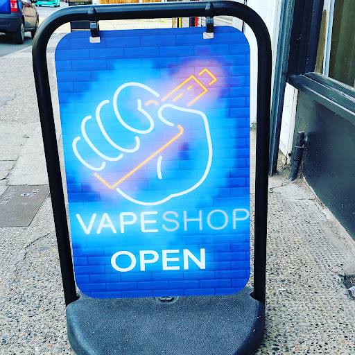 VAPE-E-LICIOUS - Visual