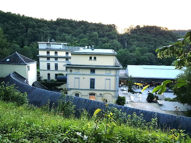 Hôtel Castel de Pont-à-Lesse