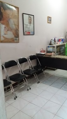 Klinik Bidan Sri Rahayu, Author: Wulan Suharyati