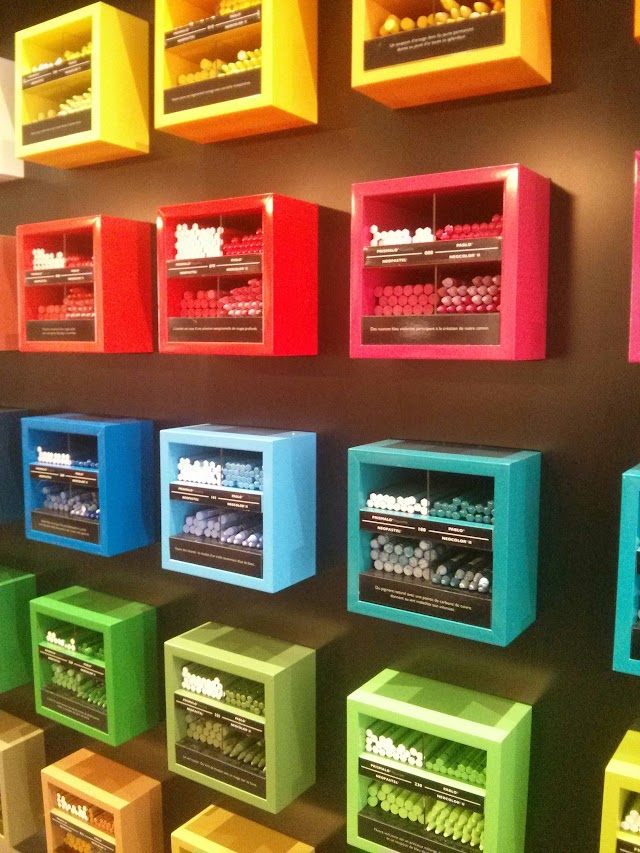 Boutique Caran d'Ache - Maison des Couleurs Fines