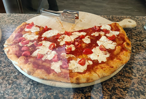 Pizzeria Bar New California - Thumbnail