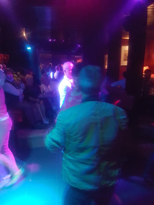 le quiet club