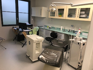 Photo n°1 de Docteur Emmanuel THELLIEZ à Jouy-le-Potier (Orthodontiste)