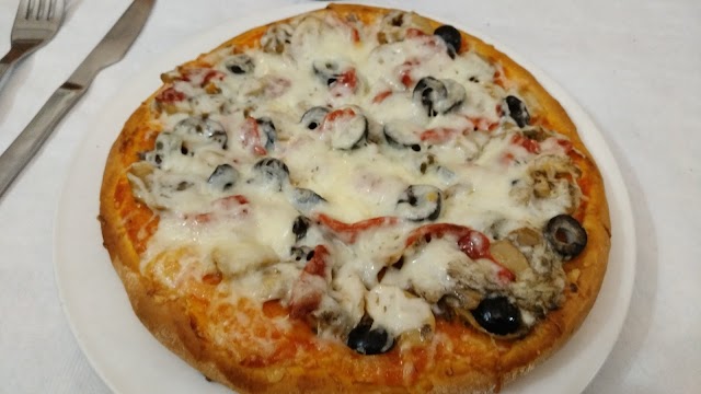 Pizzería Crepería La Boloñesa