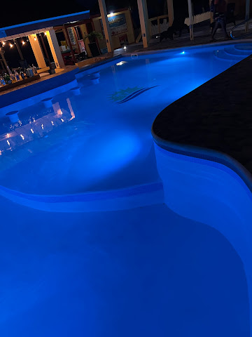 Tropical Paradise Hotel by null