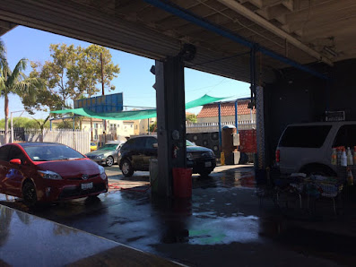 Velazquez Car Wash - Compton, California