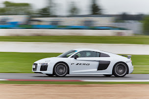 Photo n°1 de Ivalto à Saint-Laurent-d'Agny (Magasin de pneus)