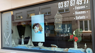 Photo n°35 de Karen Coiffure à Stiring-Wendel (Salon de coiffure)