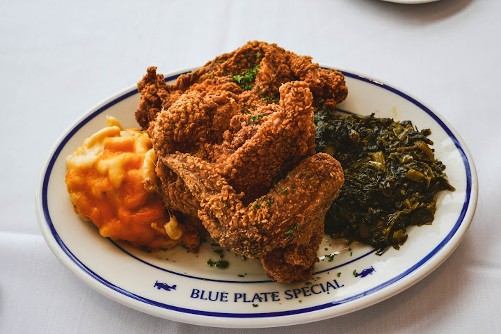 Messina's Runway Cafe by null