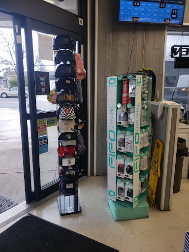 Chevron / Stop-N-Save - Thumbnail