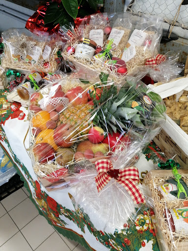 Il mercatino della frutta di mancinelli & vecchioni Gallery - Italy