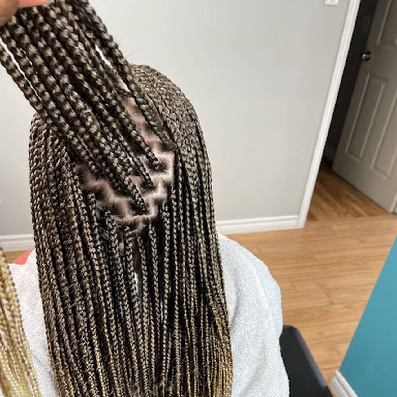 Funke Hair Braiding and Extensions Beauty Salon in Moncton
