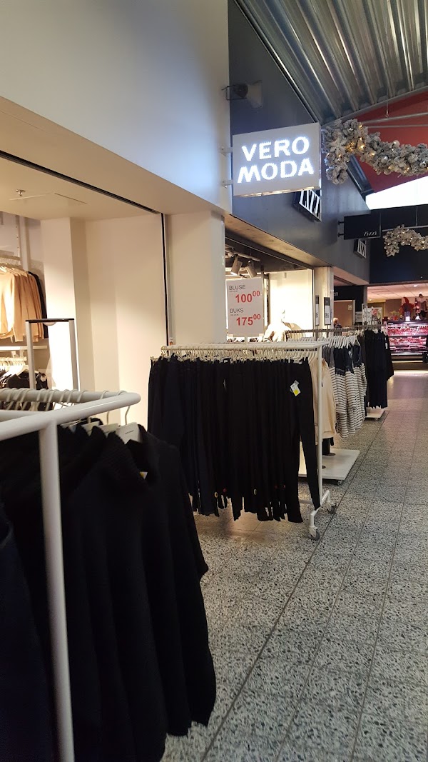 احتفل معطف الهدوء والطمأنينة vera moda tarup center -