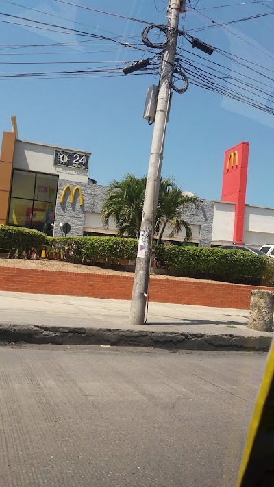 Photos of MALL 93