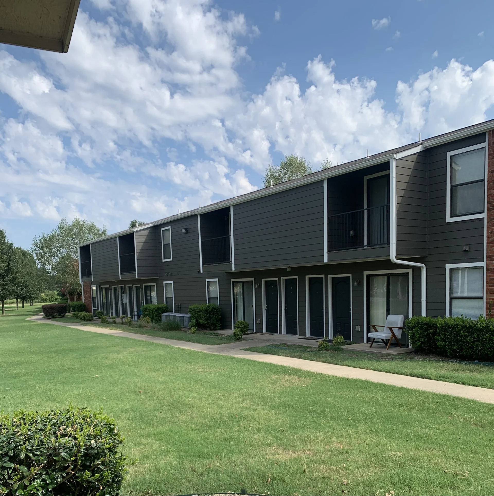 Crestwood Apartments