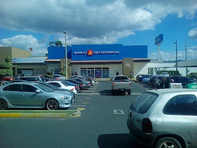 Photos of Centro Comercial Plaza Atanasio Tzul